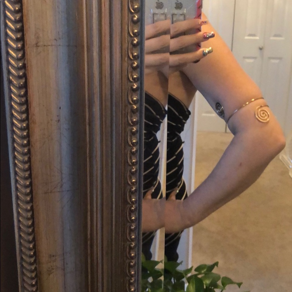 Arm cuff